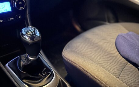 Hyundai Solaris II рестайлинг, 2011 год, 650 000 рублей, 21 фотография