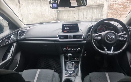 Mazda Axela, 2018 год, 1 250 000 рублей, 22 фотография