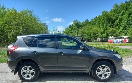 Toyota RAV4, 2010 год, 1 400 000 рублей, 5 фотография