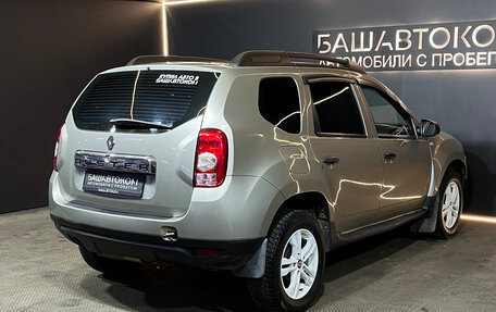 Renault Duster I рестайлинг, 2015 год, 800 000 рублей, 4 фотография