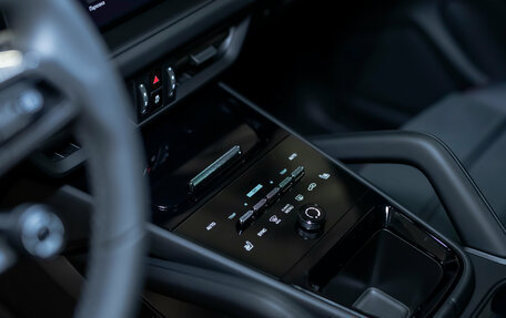 Porsche Cayenne III, 2025 год, 23 500 000 рублей, 18 фотография