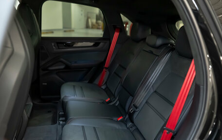 Porsche Cayenne III, 2025 год, 23 500 000 рублей, 28 фотография