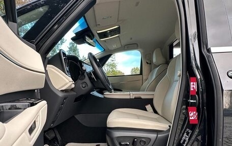 Lexus LM, 2025 год, 21 990 000 рублей, 8 фотография