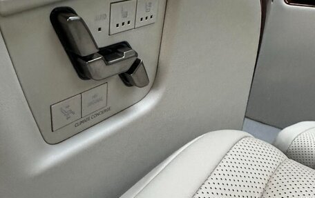 Lexus LM, 2025 год, 21 990 000 рублей, 22 фотография