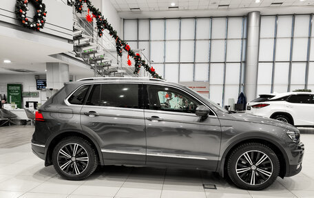 Volkswagen Tiguan II, 2020 год, 2 680 000 рублей, 8 фотография