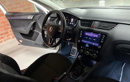 Skoda Octavia, 2018 год, 1 740 000 рублей, 8 фотография