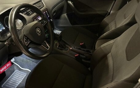 Skoda Octavia, 2018 год, 1 740 000 рублей, 10 фотография