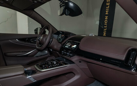 Aston Martin DBX I, 2025 год, 34 500 000 рублей, 30 фотография