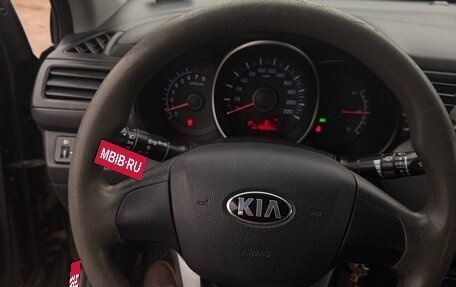 KIA Rio III рестайлинг, 2013 год, 900 000 рублей, 7 фотография