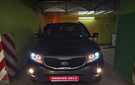 KIA Sorento II рестайлинг, 2011 год, 1 650 000 рублей, 2 фотография