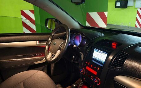 KIA Sorento II рестайлинг, 2011 год, 1 650 000 рублей, 19 фотография