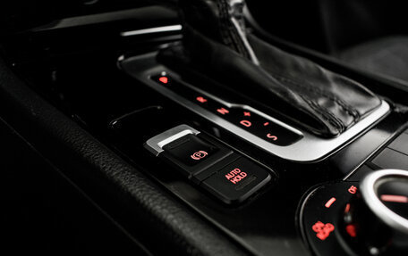 Volkswagen Touareg III, 2011 год, 2 090 000 рублей, 21 фотография