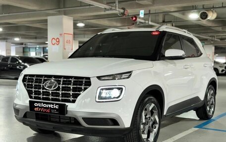 Hyundai Venue I, 2022 год, 1 950 000 рублей, 18 фотография