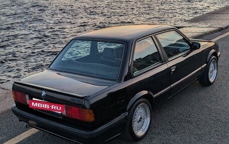 BMW 3 серия, 1986 год, 995 000 рублей, 2 фотография