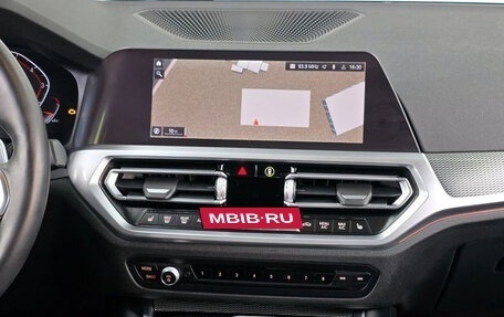 BMW 3 серия, 2021 год, 3 850 000 рублей, 14 фотография