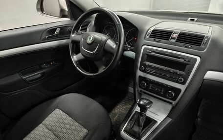 Skoda Octavia, 2011 год, 743 000 рублей, 11 фотография