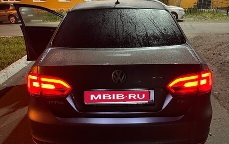 Volkswagen Jetta VI, 2014 год, 770 000 рублей, 4 фотография