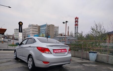 Hyundai Solaris II рестайлинг, 2013 год, 819 000 рублей, 4 фотография