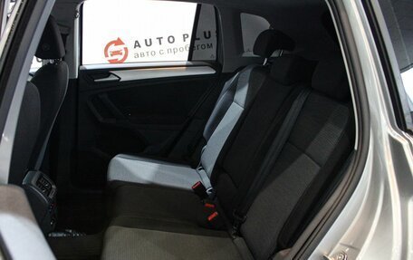 Volkswagen Tiguan II, 2021 год, 2 699 000 рублей, 9 фотография