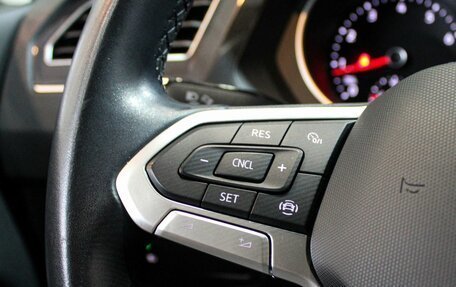 Volkswagen Tiguan II, 2021 год, 2 699 000 рублей, 14 фотография