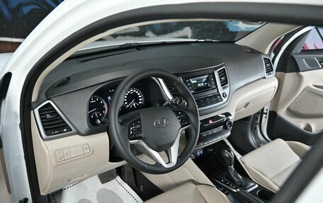 Hyundai Tucson III, 2018 год, 1 895 000 рублей, 9 фотография