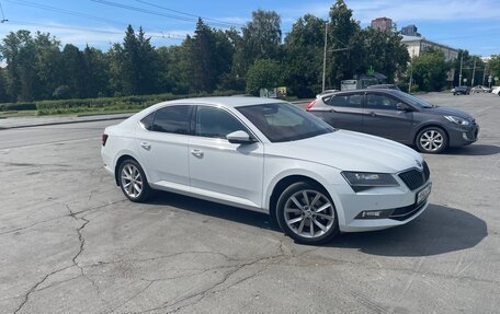 Skoda Superb III рестайлинг, 2019 год, 2 550 000 рублей, 1 фотография
