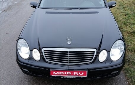 Mercedes-Benz E-Класс, 2003 год, 880 000 рублей, 1 фотография