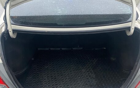 Hyundai Solaris II рестайлинг, 2011 год, 645 000 рублей, 8 фотография