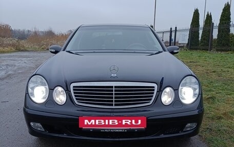 Mercedes-Benz E-Класс, 2003 год, 880 000 рублей, 2 фотография