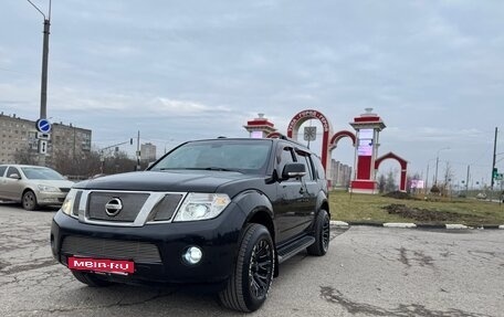 Nissan Pathfinder, 2010 год, 1 195 000 рублей, 2 фотография