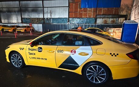 Hyundai Sonata VIII, 2022 год, 2 800 000 рублей, 4 фотография