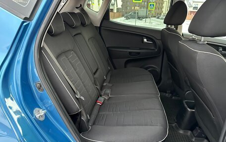 KIA Venga I, 2011 год, 750 000 рублей, 24 фотография