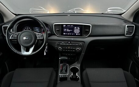 KIA Sportage IV рестайлинг, 2020 год, 2 297 800 рублей, 6 фотография