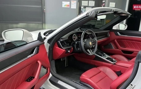 Porsche 911, 2024 год, 28 870 000 рублей, 9 фотография