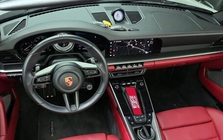 Porsche 911, 2024 год, 28 870 000 рублей, 6 фотография