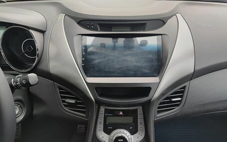 Hyundai Elantra V, 2011 год, 980 000 рублей, 18 фотография