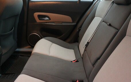 Chevrolet Cruze II, 2010 год, 699 000 рублей, 18 фотография