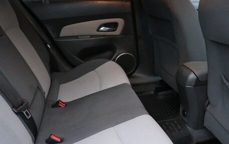 Chevrolet Cruze II, 2010 год, 699 000 рублей, 16 фотография