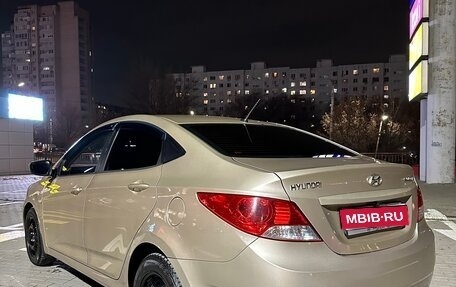 Hyundai Solaris II рестайлинг, 2011 год, 850 000 рублей, 1 фотография