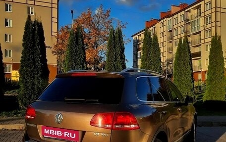 Volkswagen Touareg III, 2012 год, 2 049 000 рублей, 3 фотография