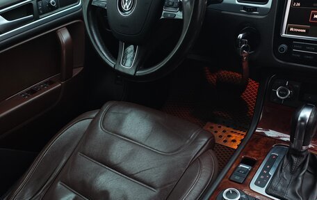 Volkswagen Touareg III, 2012 год, 2 049 000 рублей, 11 фотография