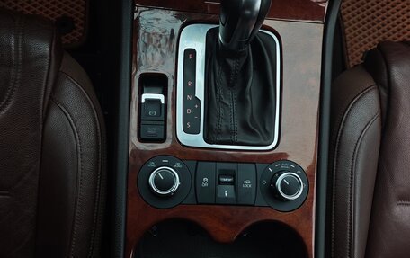 Volkswagen Touareg III, 2012 год, 2 049 000 рублей, 13 фотография