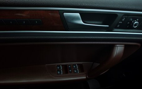 Volkswagen Touareg III, 2012 год, 2 049 000 рублей, 14 фотография