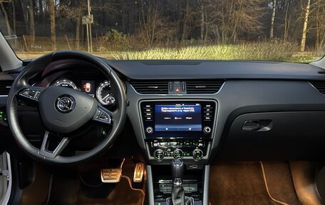 Skoda Octavia, 2018 год, 1 890 000 рублей, 10 фотография