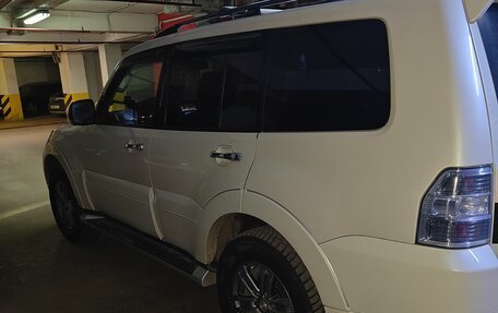 Mitsubishi Pajero IV, 2017 год, 3 550 000 рублей, 4 фотография