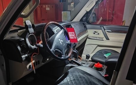 Mitsubishi Pajero IV, 2017 год, 3 550 000 рублей, 9 фотография