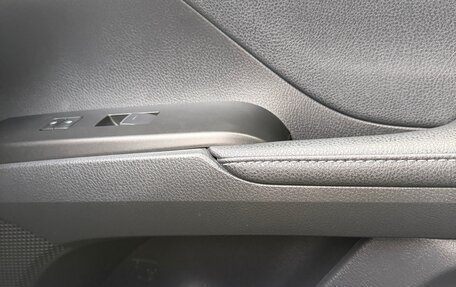 Toyota Camry, 2022 год, 3 400 000 рублей, 12 фотография