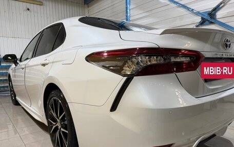 Toyota Camry, 2022 год, 3 400 000 рублей, 27 фотография