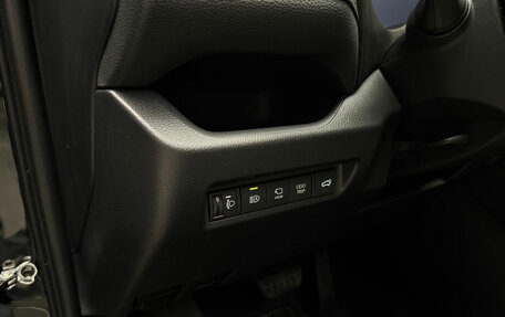 Toyota RAV4, 2025 год, 4 450 000 рублей, 17 фотография