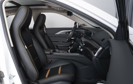 FAW Bestune T77, 2024 год, 2 250 000 рублей, 8 фотография